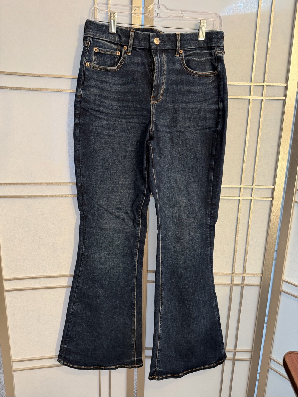 American Eagle Women's Dark Wash Flared Jeans - Curvy Super High-Rise Flare NWT